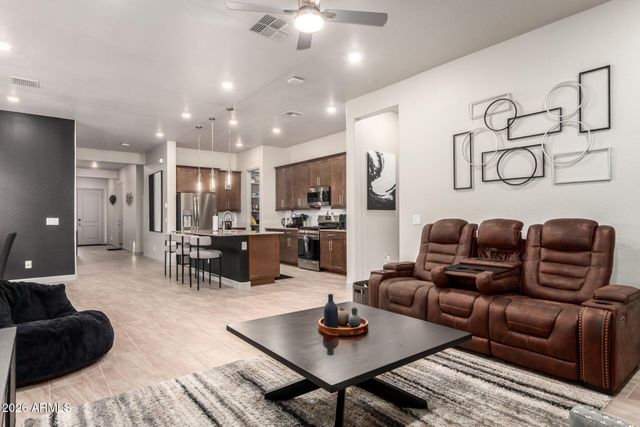 24253 N 170TH Lane, Surprise, AZ 85387