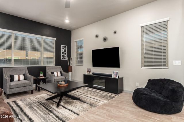 24253 N 170TH Lane, Surprise, AZ 85387