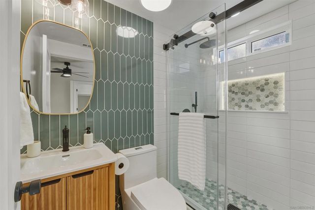 11035 Avenida Maria, San Diego, CA 92129