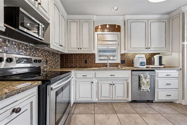 1105 Bedford Drive, Oklahoma City, OK 73116