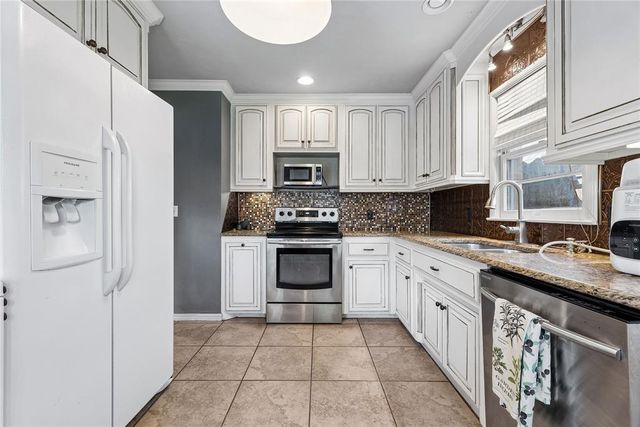 1105 Bedford Drive, Oklahoma City, OK 73116