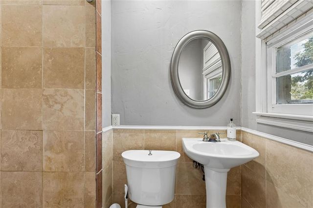 1105 Bedford Drive, Oklahoma City, OK 73116