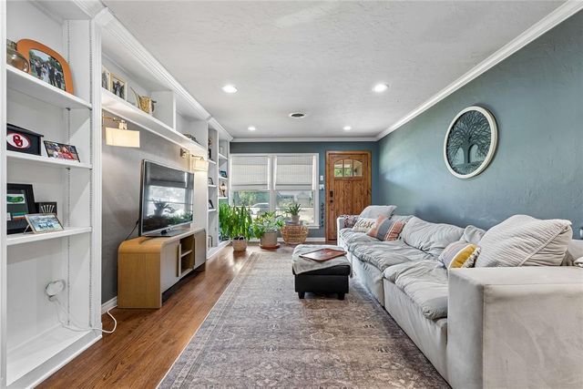 1105 Bedford Drive, Oklahoma City, OK 73116