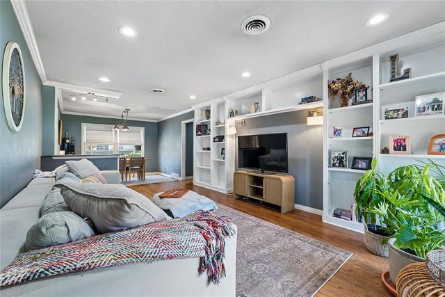 1105 Bedford Drive, Oklahoma City, OK 73116