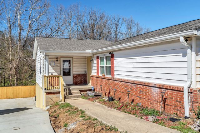 8119 Bonnafair Dr, Hermitage, TN 37076