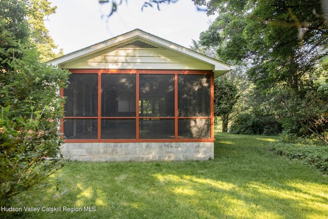7 Arnold Drive, Woodstock, NY 12498