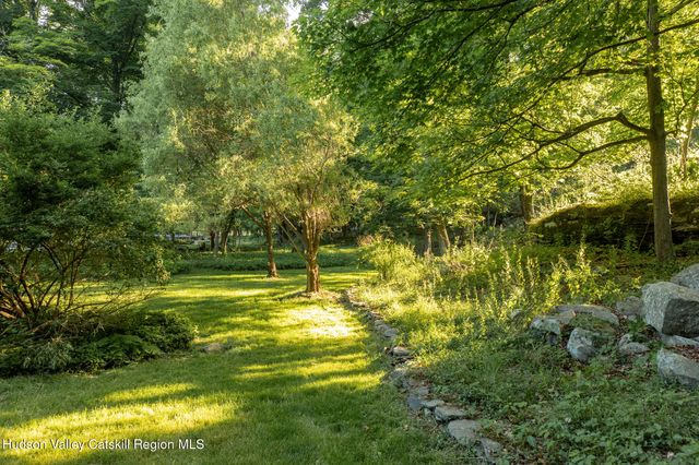 7 Arnold Drive, Woodstock, NY 12498