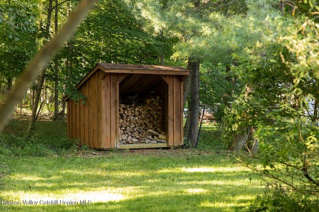 7 Arnold Drive, Woodstock, NY 12498