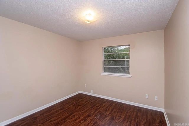 17 Compass Point St Point, Sherwood, AR 72120