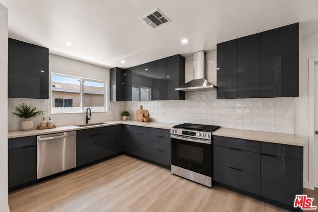 1749 Lewis Avenue, Long Beach, CA 90813
