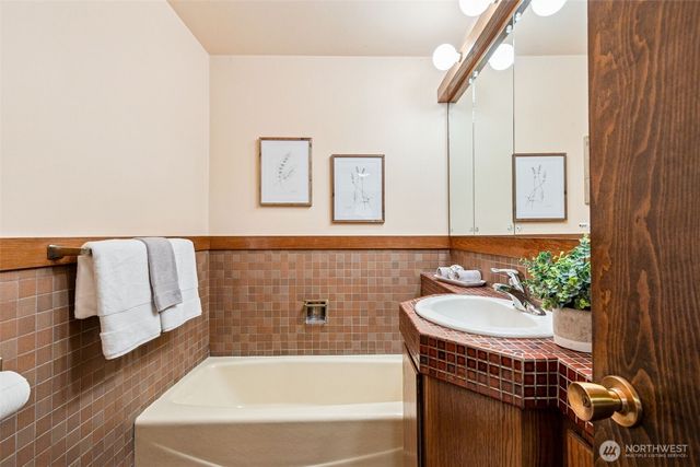 808 Percival Street SW, Olympia, WA 98502