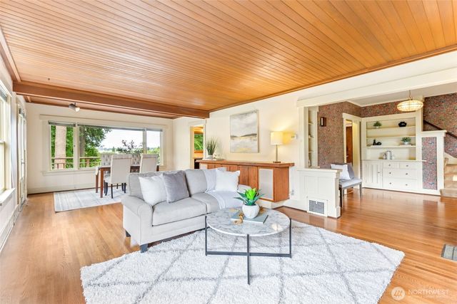 808 Percival Street SW, Olympia, WA 98502