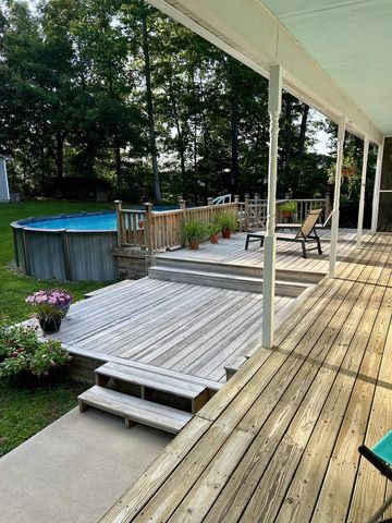 2758 Walkers Branch Road, Huntington, WV 25704