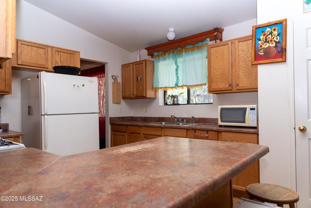 1112 Calle Carmelita, Rio Rico, AZ 85648