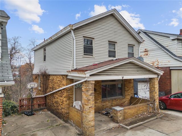 232 Nobles Lane, Carrick, PA 15210