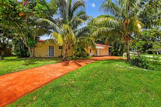 1110 SE 7th St, Deerfield Beach, FL 33441