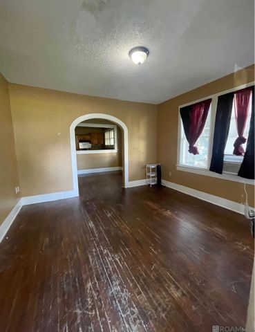 2963 Brady St, Baton Rouge, LA 70805