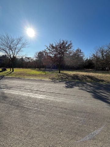 Lot 15,16 Loper Drive, Streetman, TX 75859