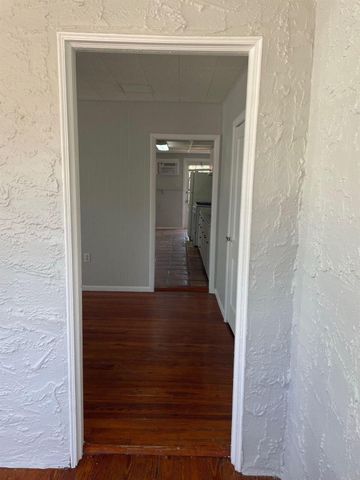 736 Omar Road 1, West Palm Beach, FL 33405