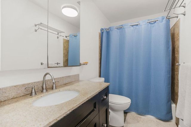 8709 Antioch Road, Overland Park, KS 66212