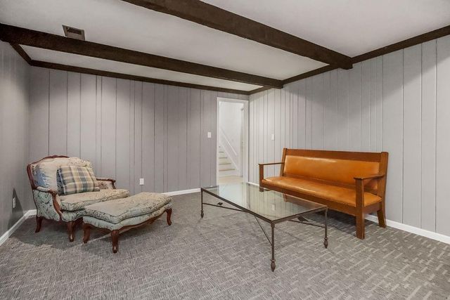 8709 Antioch Road, Overland Park, KS 66212