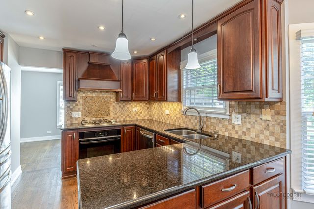 984 Georgian Place, Bartlett, IL 60103