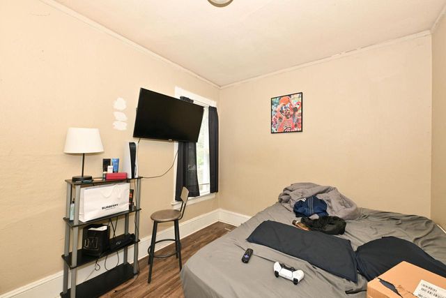 137-39 E Garfield AVENUE, Milwaukee, WI 53212