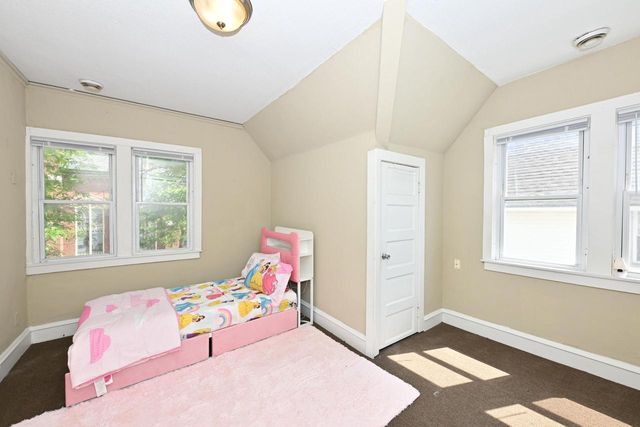137-39 E Garfield AVENUE, Milwaukee, WI 53212