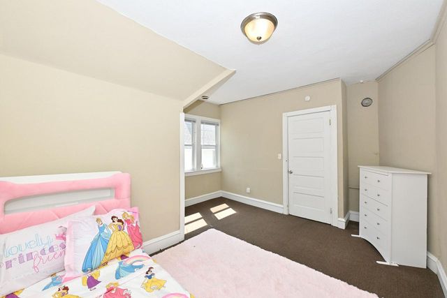 137-39 E Garfield AVENUE, Milwaukee, WI 53212