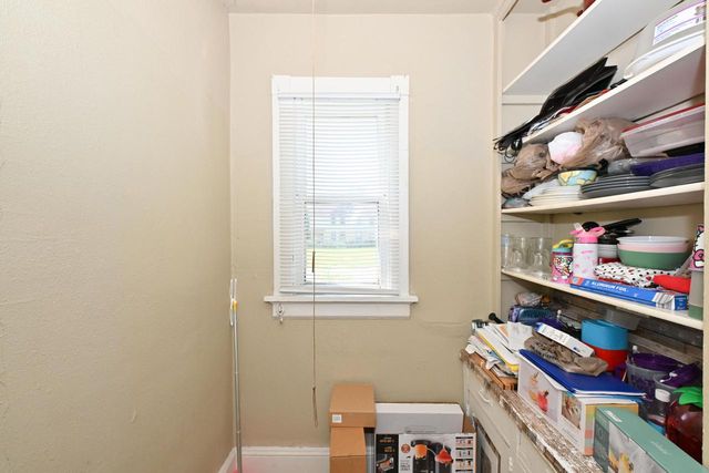137-39 E Garfield AVENUE, Milwaukee, WI 53212
