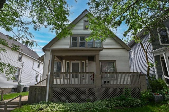 137-39 E Garfield AVENUE, Milwaukee, WI 53212