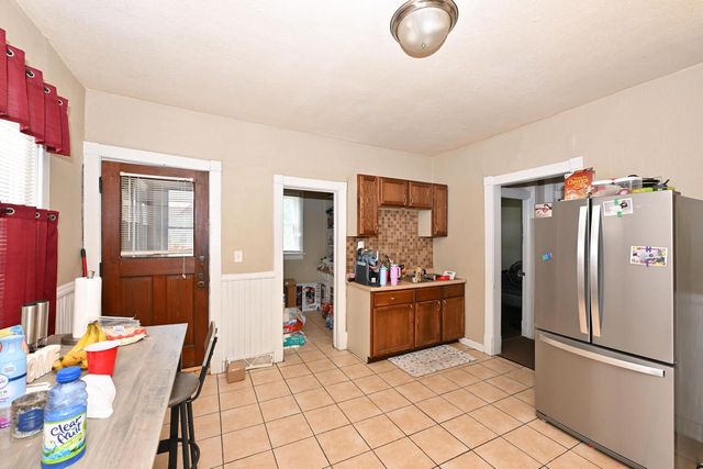 137-39 E Garfield AVENUE, Milwaukee, WI 53212