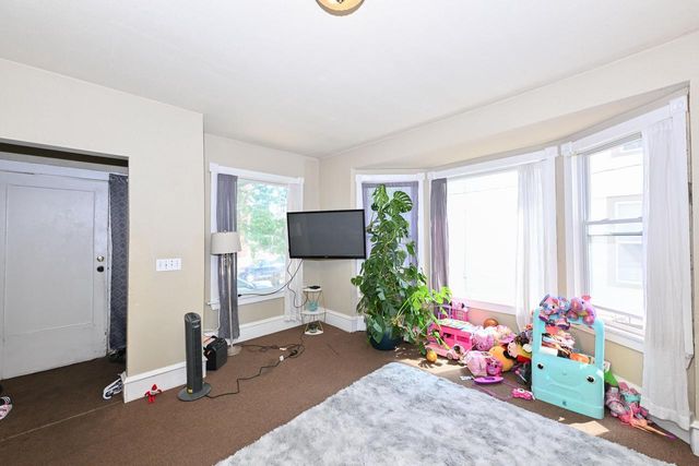 137-39 E Garfield AVENUE, Milwaukee, WI 53212