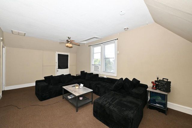 137-39 E Garfield AVENUE, Milwaukee, WI 53212