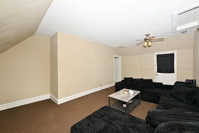 137-39 E Garfield AVENUE, Milwaukee, WI 53212