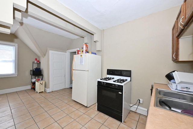 137-39 E Garfield AVENUE, Milwaukee, WI 53212