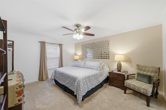 7575 Katy Fwy 89, Houston, TX 77024