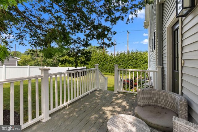 496 E KING RD, Malvern, PA 19355