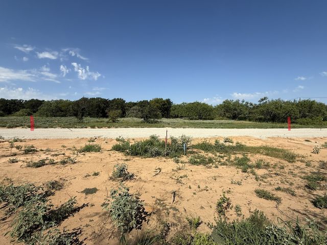 2716 Melbrooke Court, No City, TX 76028