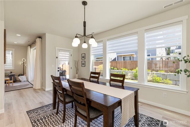 11010 Deer Trail Lane NW, Silverdale, WA 98383