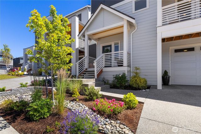11010 Deer Trail Lane NW, Silverdale, WA 98383