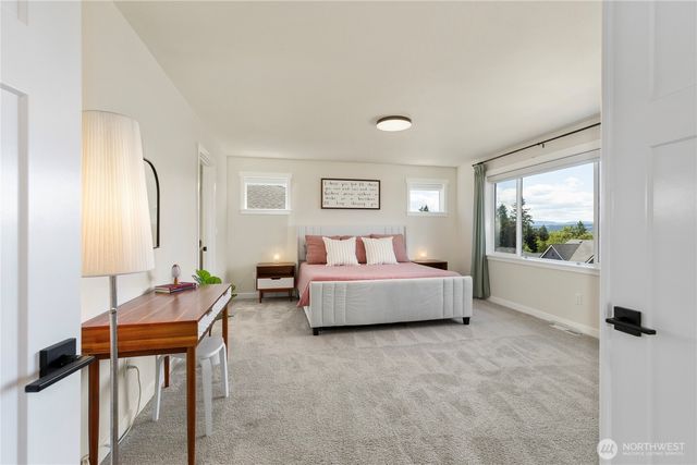 11010 Deer Trail Lane NW, Silverdale, WA 98383