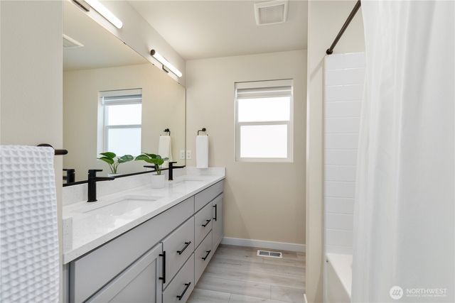 11010 Deer Trail Lane NW, Silverdale, WA 98383