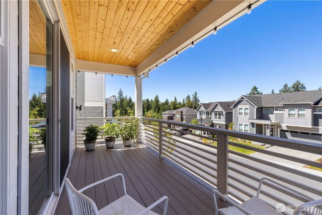 11010 Deer Trail Lane NW, Silverdale, WA 98383