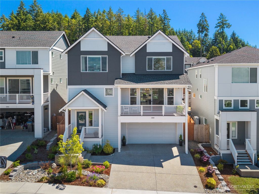 11010 Deer Trail Lane NW, Silverdale, WA 98383