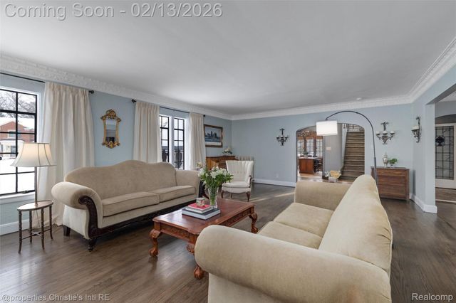 19435 Shrewsbury Road, Detroit, MI 48221