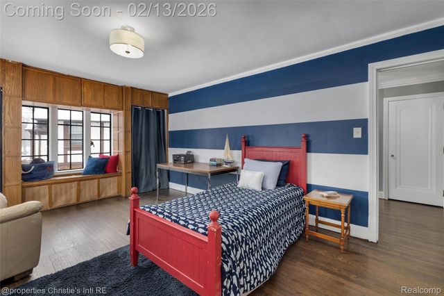 19435 Shrewsbury Road, Detroit, MI 48221