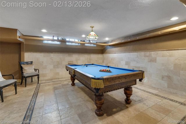 19435 Shrewsbury Road, Detroit, MI 48221