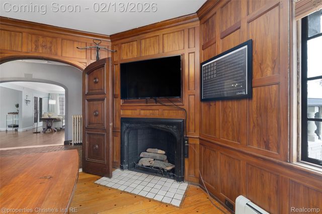 19435 Shrewsbury Road, Detroit, MI 48221