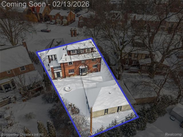 19435 Shrewsbury Road, Detroit, MI 48221